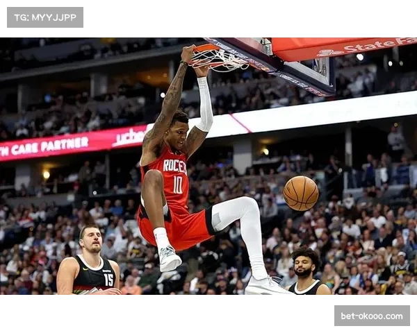 小贾巴里·史密斯攻防一体 火箭前锋31+9+3+3统治比赛 小贾巴里·史密斯攻防一体 火箭前锋31+9+3+3统治比赛